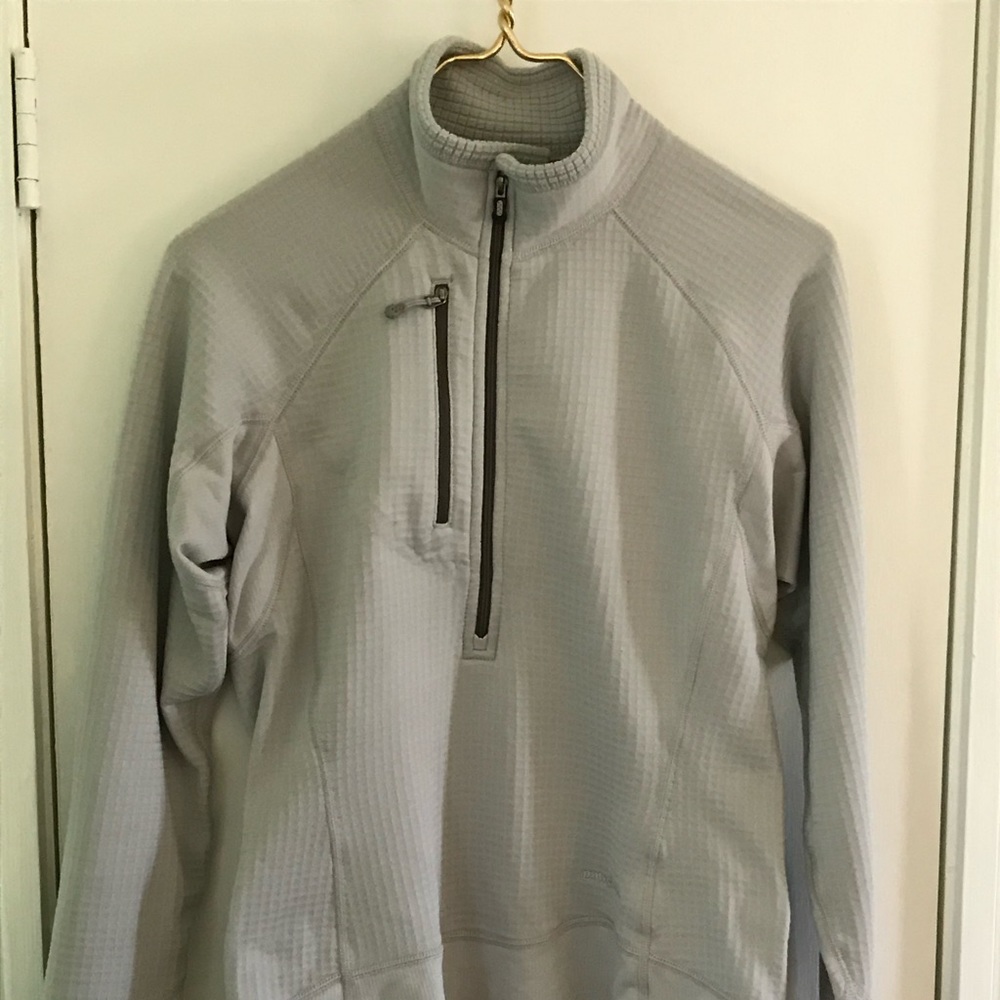 Patagonia 1/4 Zip Pullover, Gray Size M